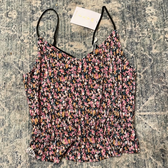 WAYF floral silk peplum tank NWT - Picture 2 of 6